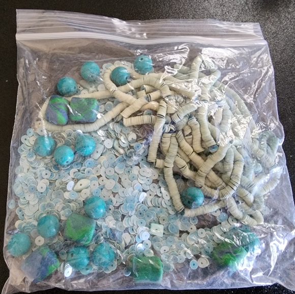 Mix Bulk Beads 19 Bags for Jewelry Making Multi Materials And Shapes New 2 Lbs+ - Picture 6 of 16